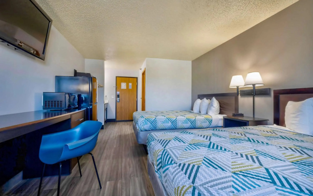Motel 6 Stuart, IA