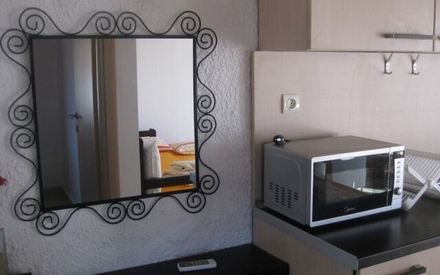 Villa Maria Studios & Suites