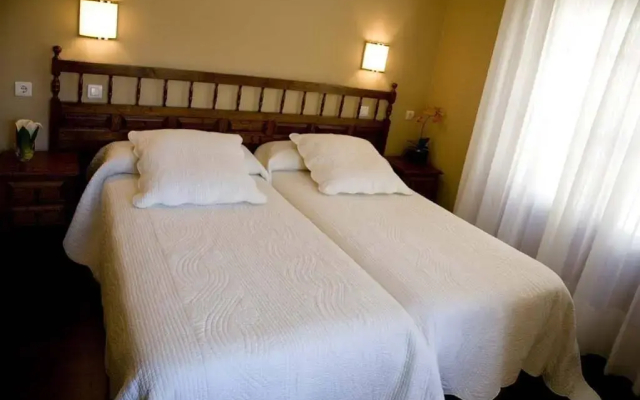 Hostal Restaurante Méndez "El Guardia"