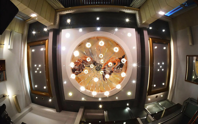 Ephira Hotel