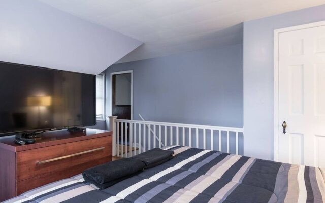 Beautiful Royal Oak Townhouse