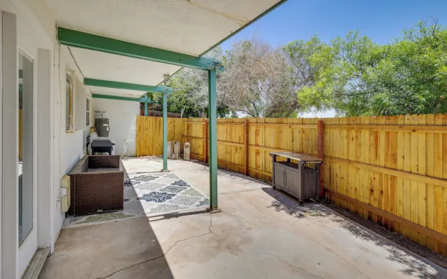 Centrally Located Yuma Retreat w/ Fenced Patio