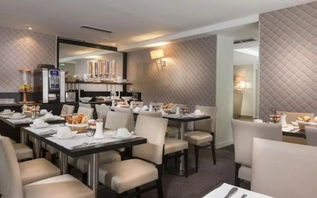 Hotel Elysées Paris