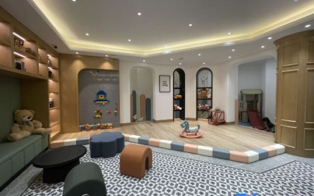 Sesame Cloud Valley Discovery Hotel(Dalian Jinshitan  Shop)