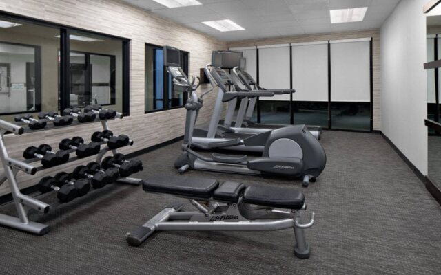 Courtyard by Marriott Raleigh North/Triangle Town Center