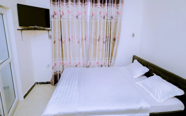 Lao Tangren Restaurant & Guesthouse