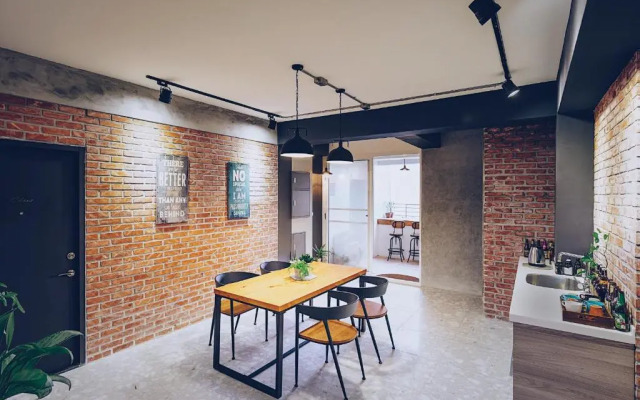 Mutter Apartment