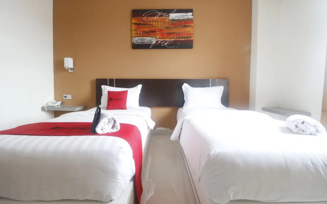 RedDoorz Plus near Universitas Negeri Makassar
