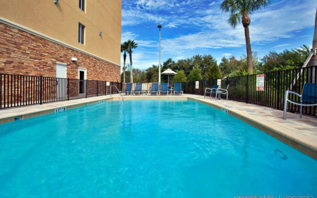Holiday Inn Express Hotel & Suites Largo-Clearwater by IHG