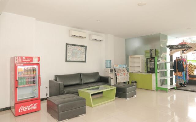Ebizz Hotel