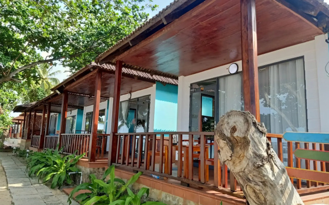 Orange Resort