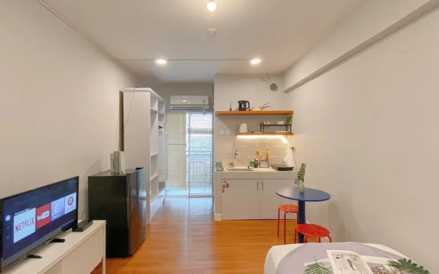 Good Studio Room at Cinere Resort Apartment