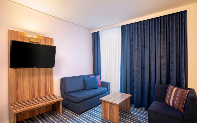Holiday Inn Express Bremen Airport by IHG