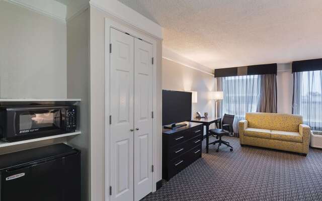 La Quinta Inn & Suites by Wyndham Austin Round Rock