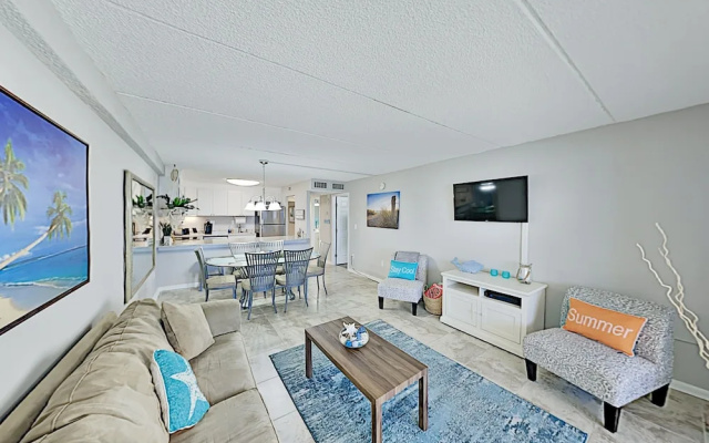 1030coas 3 Bedroom Condo