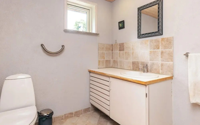 6 Person Holiday Home in Logstor