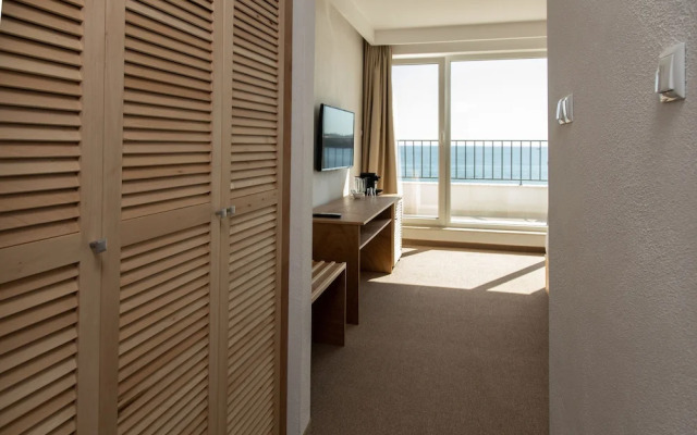 JI Hotel