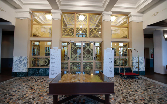 Pràcatinat Hotel & Restaurant