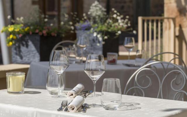 Auberge de Clochemerle, Spa privatif & restaurant gastronomique