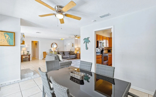 4880 N Banana River