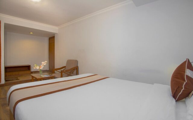 Hotel holiday inn