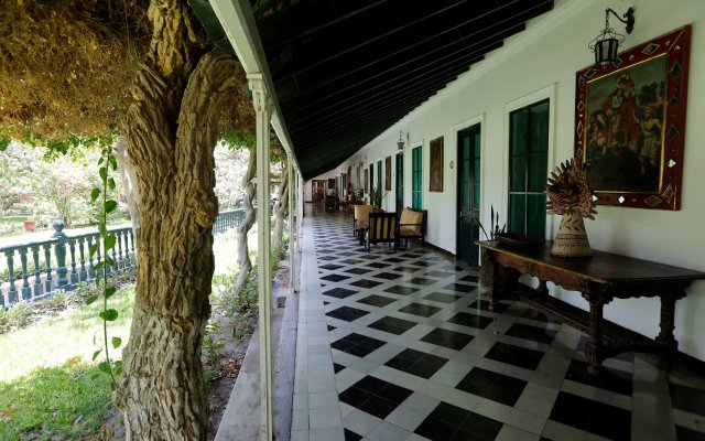 Hotel Hacienda Majoro