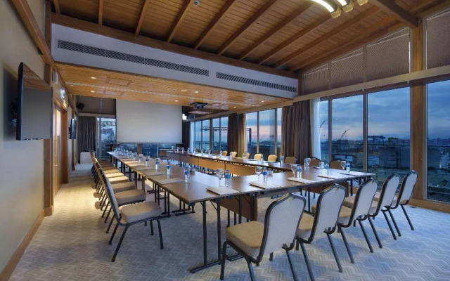 DoubleTree by Hilton Hotel Istanbul - Tuzla