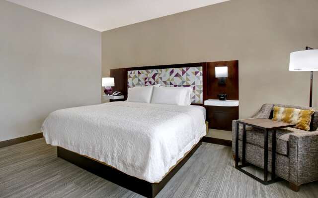 Hampton Inn & Suites Dallas-DeSoto