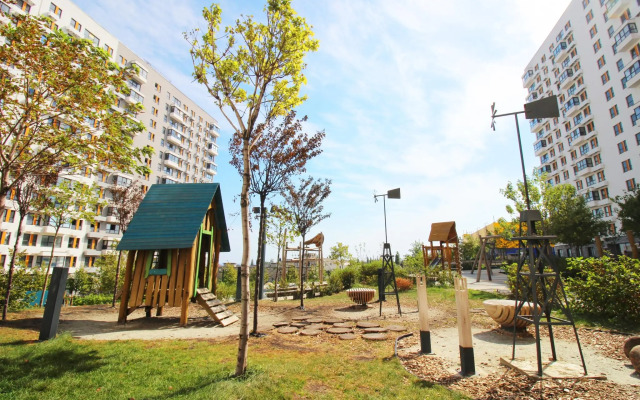 Апартаменты Максимум, пр-т. Дзержинского, д. 240