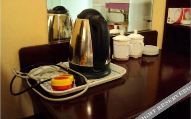 Runtong Express Hotel