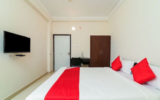 OYO Flagship 25071 Opp Amulya Hospital