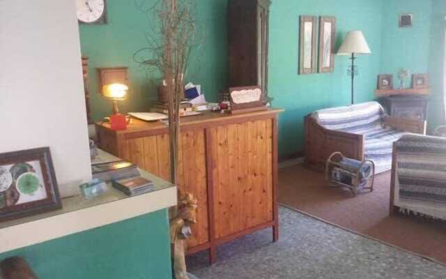Hotel Los Laureles