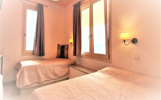 Private Standard Apartment Full View