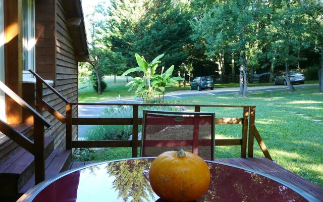 Chalet With 2 Bedrooms in Saint-germain-du-salembre, With Pool Access,