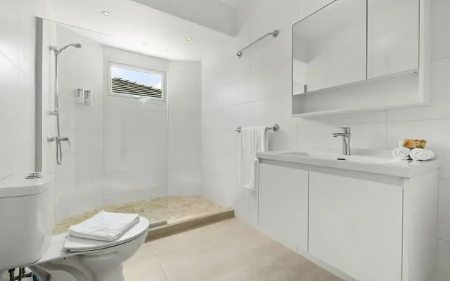 Sleeps 11 6 Bedrooms Privatepool Outdoor Dining