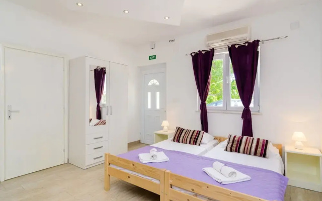 Apartments Versus- Comfort Studio Apartment With Terrace