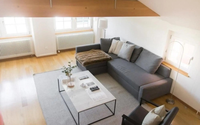 Lake Side Location Bellevue