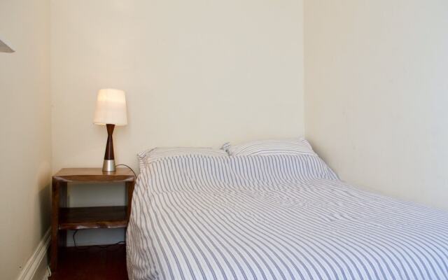 3 Bedroom Central Flat With Castle Views
