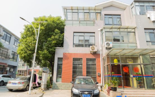 Shanghai International Convention and Exhibition Center Apartment (Hongqiao Hub Store) – Exterior – Shanghai