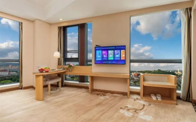 Vienna International Hotel (Guiyang Baiyun Hengdacheng) – Guest Rooms – Guiyang