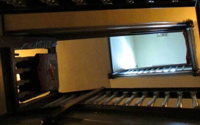 1786 The Limestone Inn Bed & Breakfast