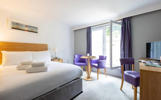 The Broadway Park Hotel