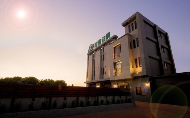 K-1 Hotel