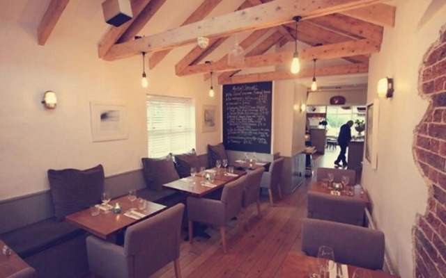 Morleys Bistro | By Huluki Sussex Stays