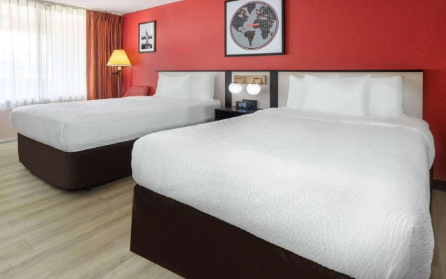 Ramada by Wyndham Rome / Verona