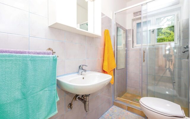 Awesome Home in Dramalj With Wifi and 3 Bedrooms