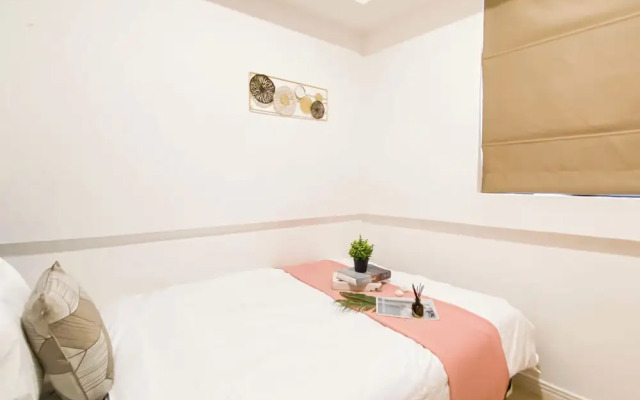 Neat Style 2Br Apartment Meikarta