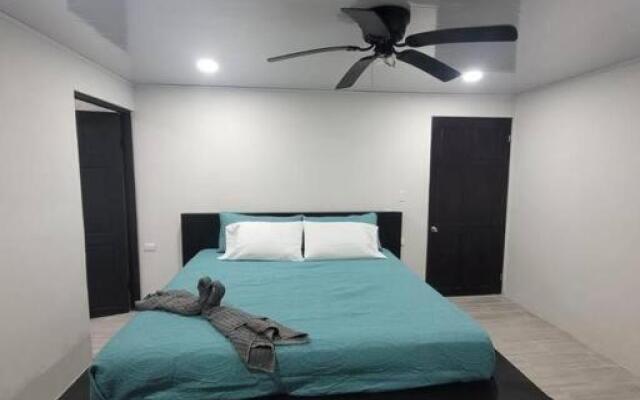 The Chill House in Playa Hermosa de Uvita