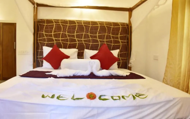 Safari Queens Resort