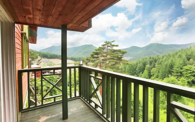 Camp Star Pension